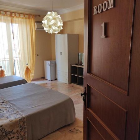 Bed&Breakfast Casa Vittoria Santo Stefano di Camastra Esterno foto