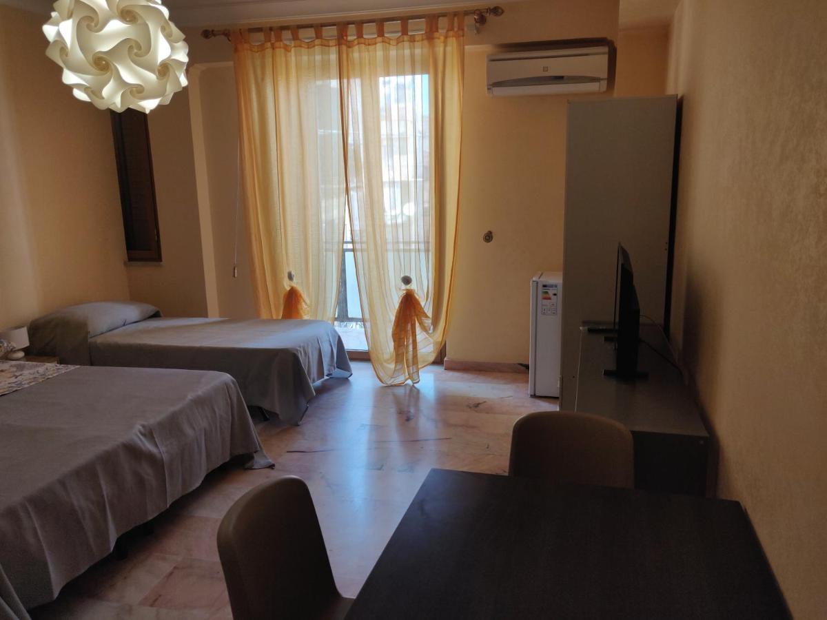 Bed&Breakfast Casa Vittoria Santo Stefano di Camastra Esterno foto