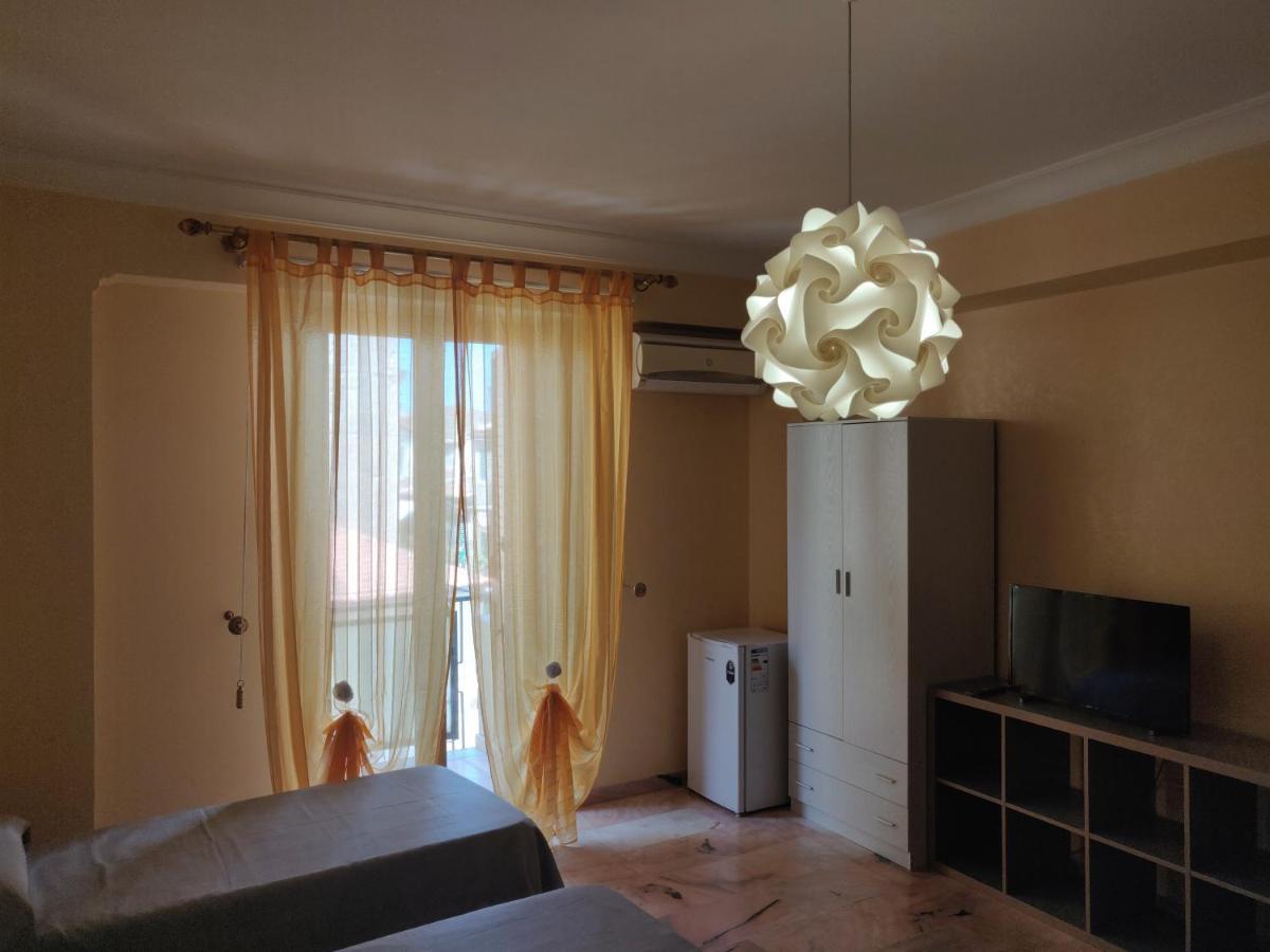 Bed&Breakfast Casa Vittoria Santo Stefano di Camastra Esterno foto