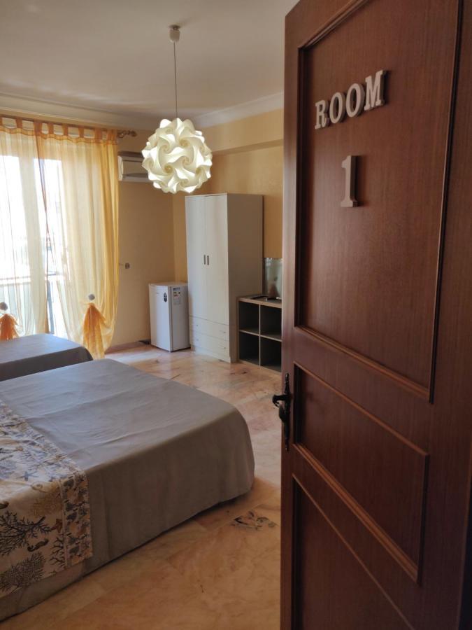 Bed&Breakfast Casa Vittoria Santo Stefano di Camastra Esterno foto